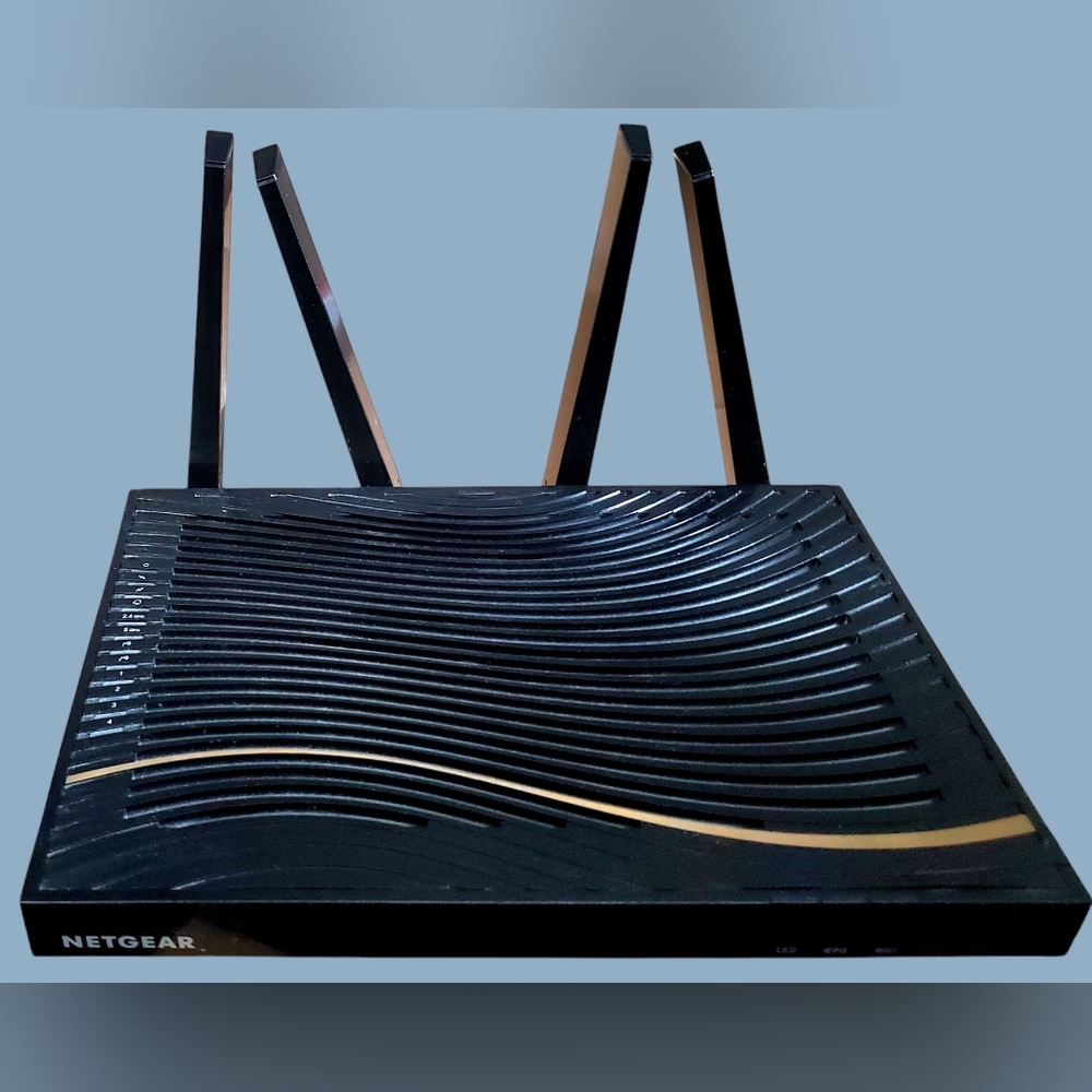 NETGEAR Nighthawk X4 AC3200 C7500 DOCSIS 3.0 Cable (24x8) Modem / Router TESTED - Picture 3 of 10